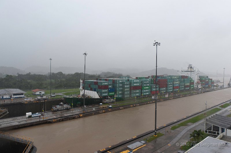 20101202_152930 D3.jpg - Miraflores Locks, Panama Canal.   It takes about 9 hours to traverse the Canal (usually more like 24 hours including waiting).